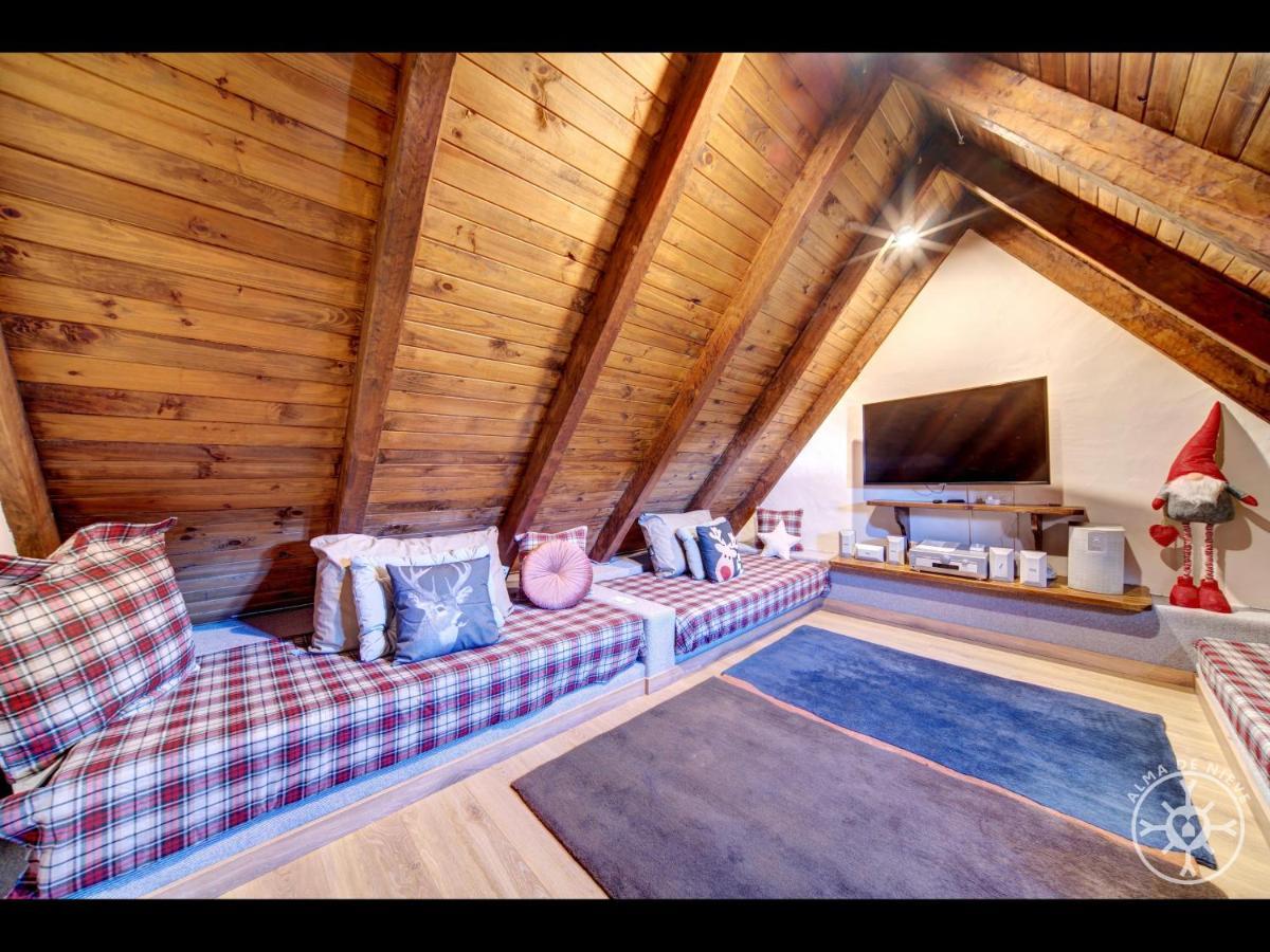 Casa Marmota De Alma De Nieve Villa Baqueira Beret Exterior photo
